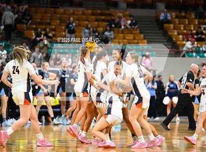 Thumbnail 3 in Riverdale Ridge vs. Legend (CHSAA 6A Final Four) photogallery.