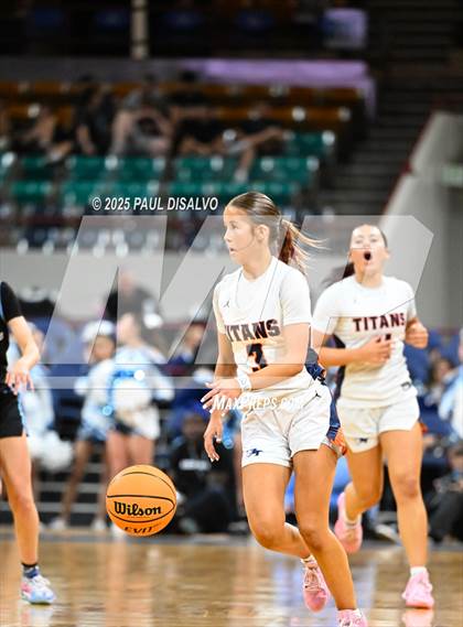 Thumbnail 1 in Riverdale Ridge vs. Legend (CHSAA 6A Final Four) photogallery.