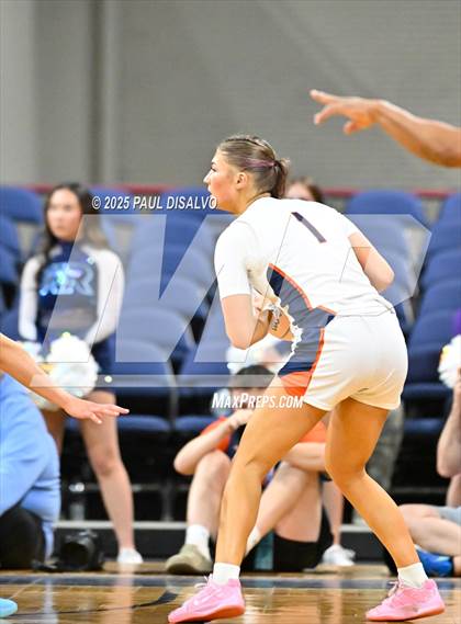 Thumbnail 3 in Riverdale Ridge vs. Legend (CHSAA 6A Final Four) photogallery.