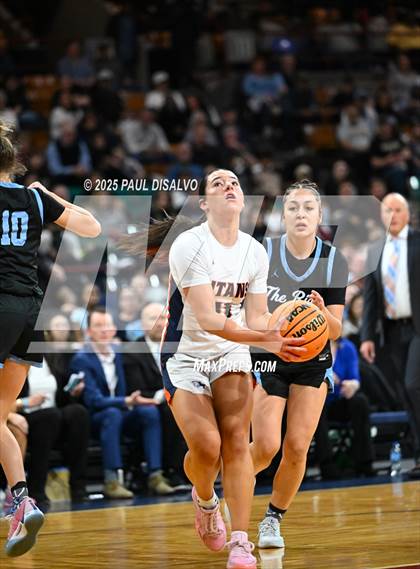 Thumbnail 3 in Riverdale Ridge vs. Legend (CHSAA 6A Final Four) photogallery.