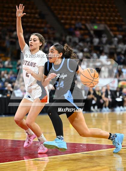 Thumbnail 1 in Riverdale Ridge vs. Legend (CHSAA 6A Final Four) photogallery.