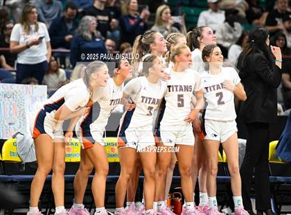 Thumbnail 1 in Riverdale Ridge vs. Legend (CHSAA 6A Final Four) photogallery.