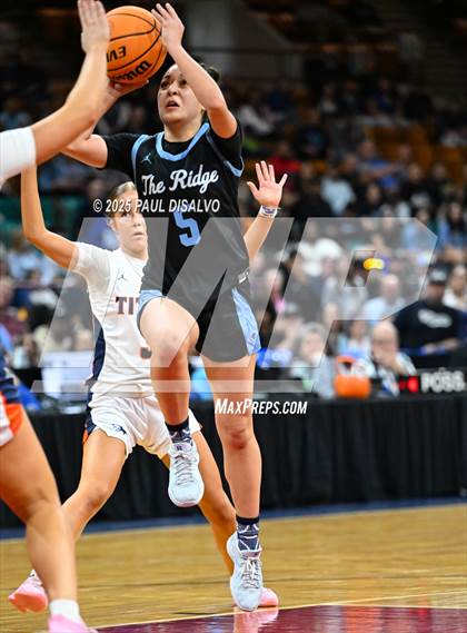Thumbnail 3 in Riverdale Ridge vs. Legend (CHSAA 6A Final Four) photogallery.