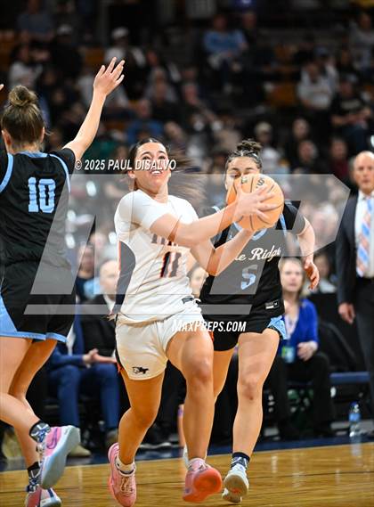 Thumbnail 3 in Riverdale Ridge vs. Legend (CHSAA 6A Final Four) photogallery.