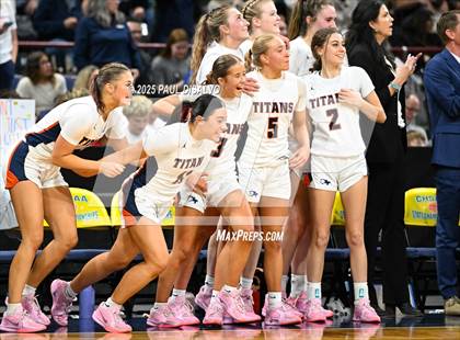 Thumbnail 1 in Riverdale Ridge vs. Legend (CHSAA 6A Final Four) photogallery.