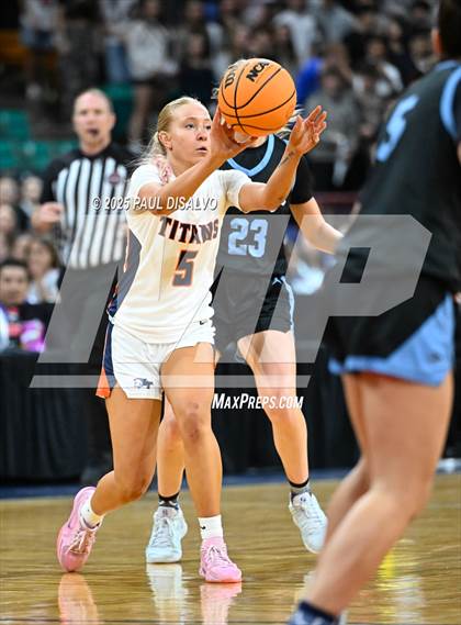 Thumbnail 2 in Riverdale Ridge vs. Legend (CHSAA 6A Final Four) photogallery.