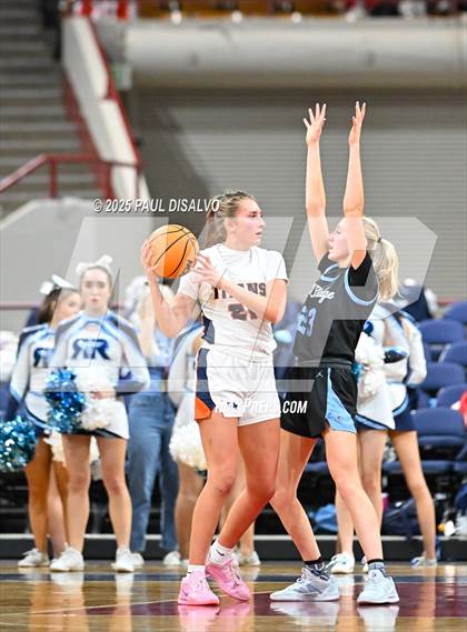 Thumbnail 2 in Riverdale Ridge vs. Legend (CHSAA 6A Final Four) photogallery.