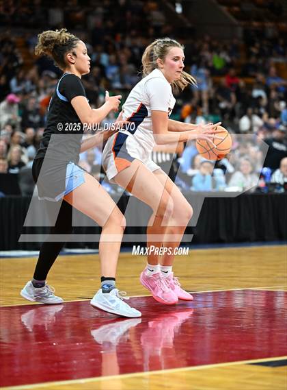 Thumbnail 1 in Riverdale Ridge vs. Legend (CHSAA 6A Final Four) photogallery.
