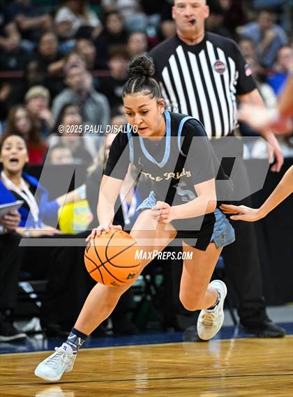 Thumbnail 2 in Riverdale Ridge vs. Legend (CHSAA 6A Final Four) photogallery.