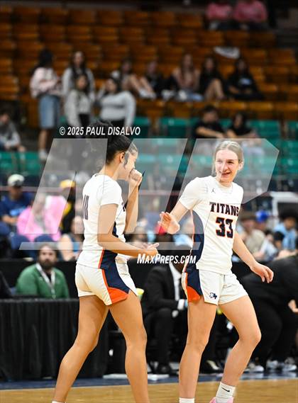 Thumbnail 2 in Riverdale Ridge vs. Legend (CHSAA 6A Final Four) photogallery.