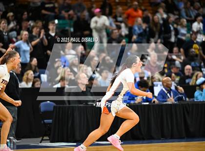 Thumbnail 2 in Riverdale Ridge vs. Legend (CHSAA 6A Final Four) photogallery.