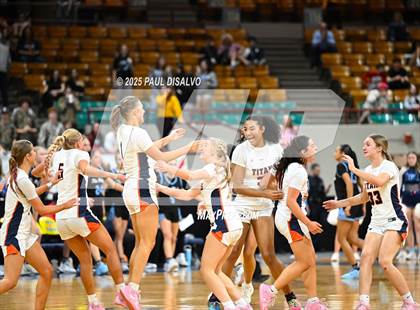 Thumbnail 2 in Riverdale Ridge vs. Legend (CHSAA 6A Final Four) photogallery.