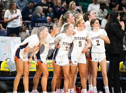 Thumbnail 2 in Riverdale Ridge vs. Legend (CHSAA 6A Final Four) photogallery.