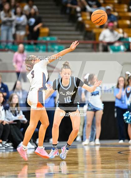 Thumbnail 3 in Riverdale Ridge vs. Legend (CHSAA 6A Final Four) photogallery.