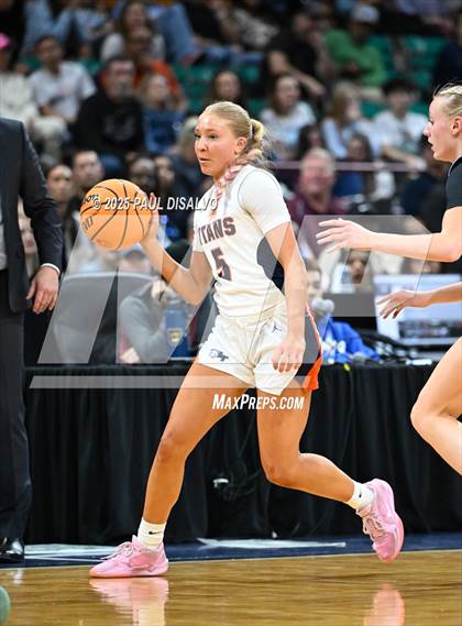 Thumbnail 1 in Riverdale Ridge vs. Legend (CHSAA 6A Final Four) photogallery.