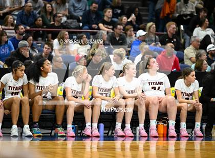 Thumbnail 2 in Riverdale Ridge vs. Legend (CHSAA 6A Final Four) photogallery.