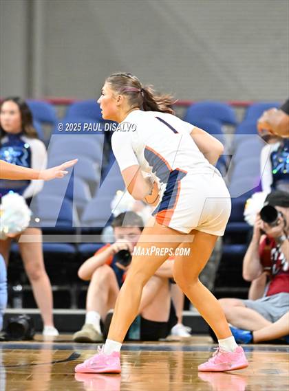 Thumbnail 1 in Riverdale Ridge vs. Legend (CHSAA 6A Final Four) photogallery.