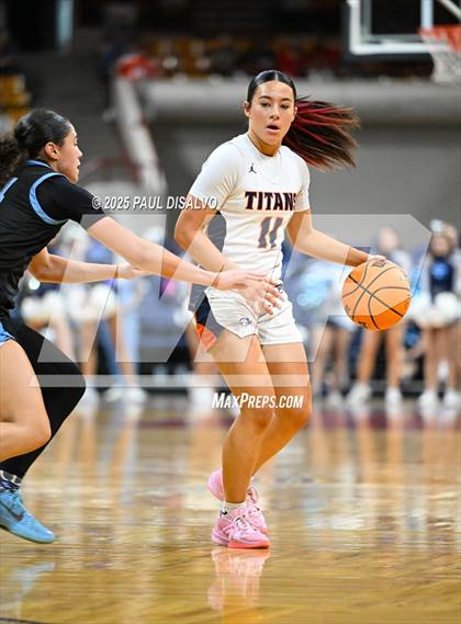 Thumbnail 1 in Riverdale Ridge vs. Legend (CHSAA 6A Final Four) photogallery.