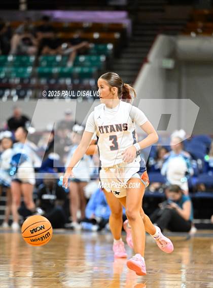 Thumbnail 1 in Riverdale Ridge vs. Legend (CHSAA 6A Final Four) photogallery.