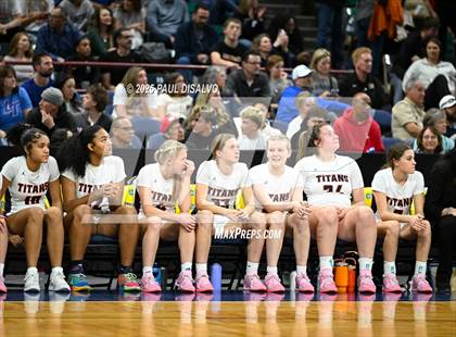 Thumbnail 1 in Riverdale Ridge vs. Legend (CHSAA 6A Final Four) photogallery.
