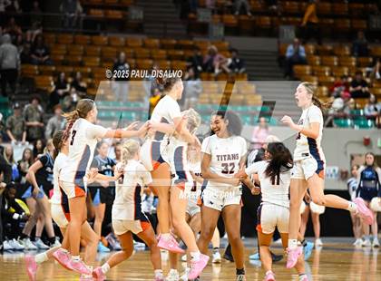 Thumbnail 2 in Riverdale Ridge vs. Legend (CHSAA 6A Final Four) photogallery.