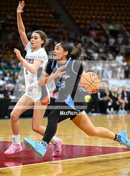 Thumbnail 2 in Riverdale Ridge vs. Legend (CHSAA 6A Final Four) photogallery.