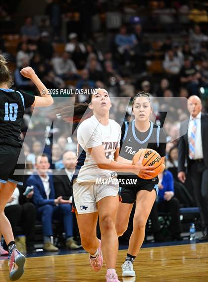 Thumbnail 2 in Riverdale Ridge vs. Legend (CHSAA 6A Final Four) photogallery.