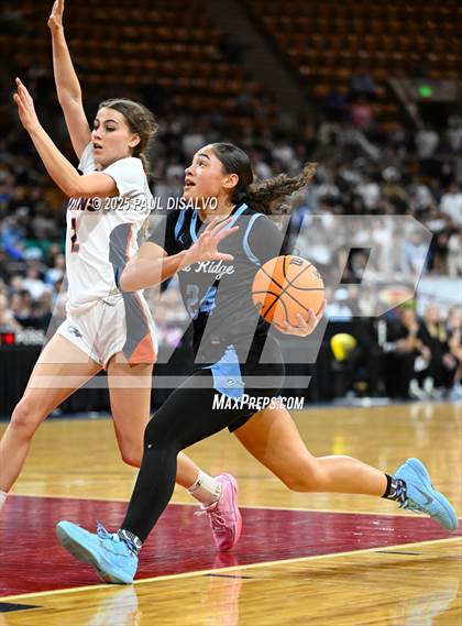 Thumbnail 3 in Riverdale Ridge vs. Legend (CHSAA 6A Final Four) photogallery.