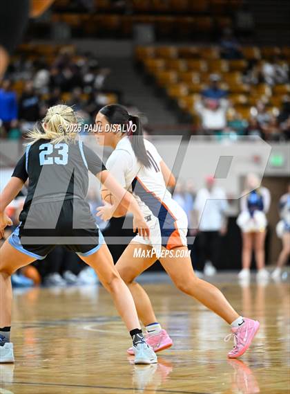 Thumbnail 1 in Riverdale Ridge vs. Legend (CHSAA 6A Final Four) photogallery.