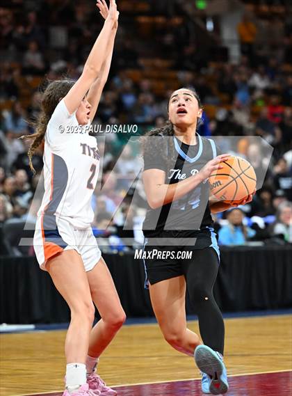 Thumbnail 3 in Riverdale Ridge vs. Legend (CHSAA 6A Final Four) photogallery.