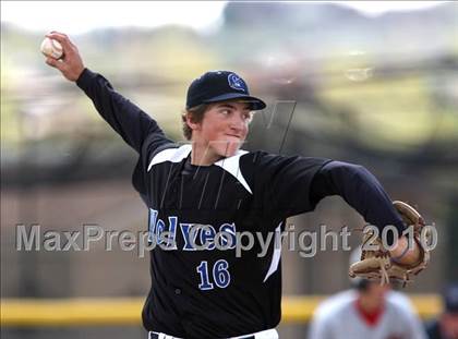 Thumbnail 2 in Grandview vs. Denver East (5A District Playoff) photogallery.