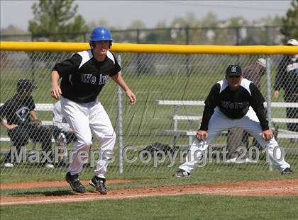 Thumbnail 1 in Grandview vs. Denver East (5A District Playoff) photogallery.
