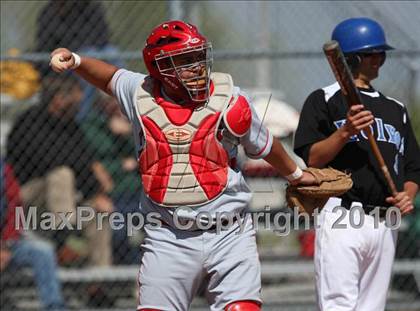 Thumbnail 3 in Grandview vs. Denver East (5A District Playoff) photogallery.
