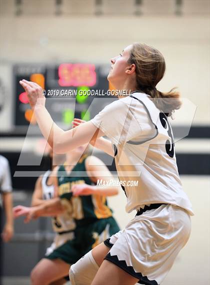 Thumbnail 1 in White Oak @ Havelock photogallery.