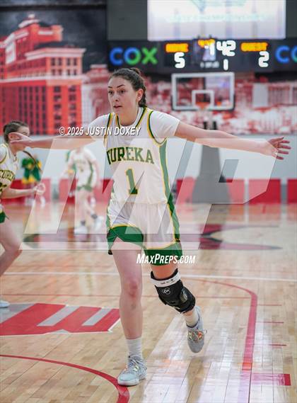 Thumbnail 2 in Pyramid Lake vs. Eureka (NIAA Class 1A State Championship) photogallery.