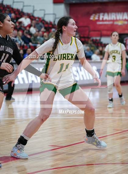 Thumbnail 2 in Pyramid Lake vs. Eureka (NIAA Class 1A State Championship) photogallery.