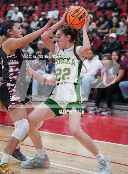 Thumbnail 3 in Pyramid Lake vs. Eureka (NIAA Class 1A State Championship) photogallery.