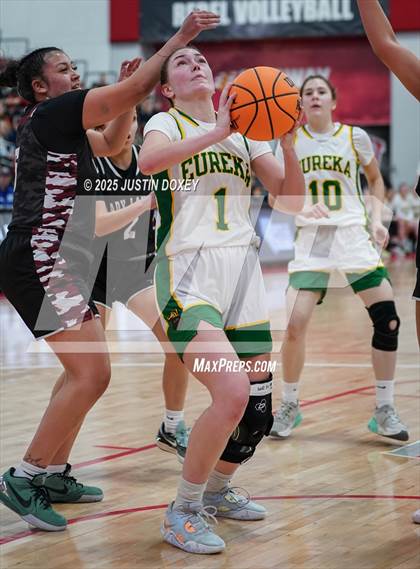 Thumbnail 3 in Pyramid Lake vs. Eureka (NIAA Class 1A State Championship) photogallery.