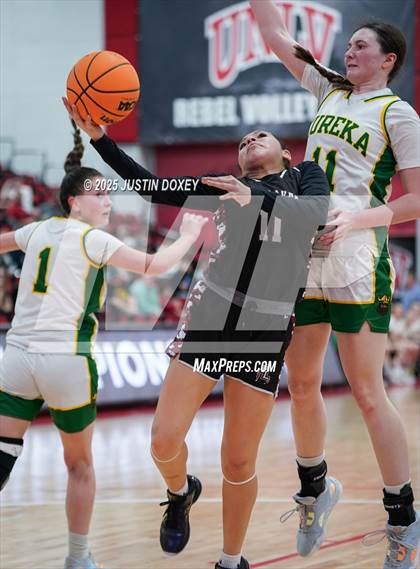 Thumbnail 3 in Pyramid Lake vs. Eureka (NIAA Class 1A State Championship) photogallery.