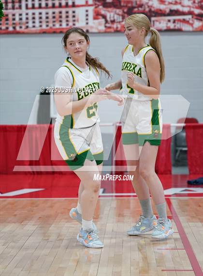 Thumbnail 3 in Pyramid Lake vs. Eureka (NIAA Class 1A State Championship) photogallery.