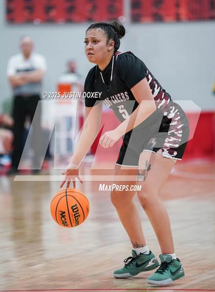 Thumbnail 1 in Pyramid Lake vs. Eureka (NIAA Class 1A State Championship) photogallery.