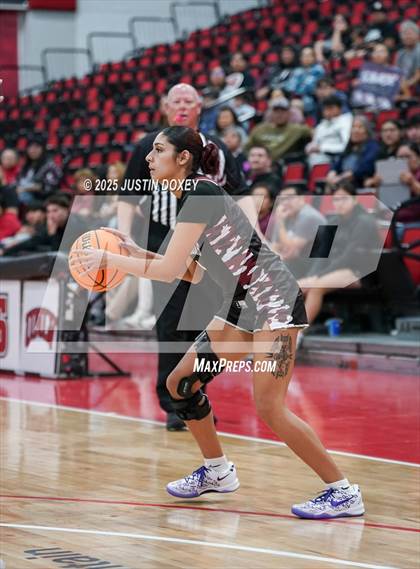 Thumbnail 1 in Pyramid Lake vs. Eureka (NIAA Class 1A State Championship) photogallery.