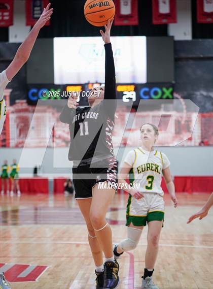 Thumbnail 2 in Pyramid Lake vs. Eureka (NIAA Class 1A State Championship) photogallery.