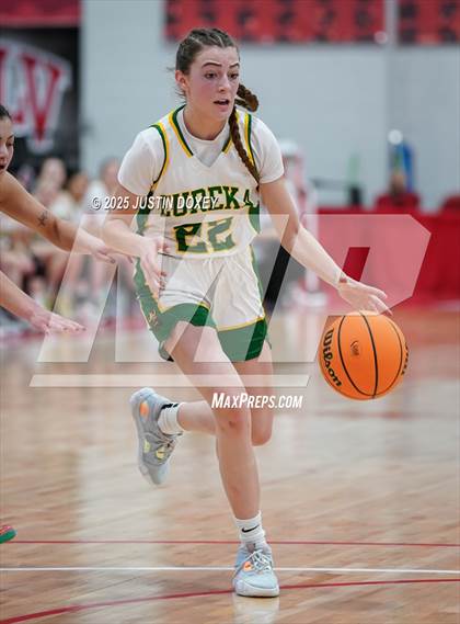 Thumbnail 3 in Pyramid Lake vs. Eureka (NIAA Class 1A State Championship) photogallery.