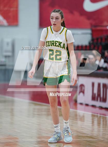 Thumbnail 2 in Pyramid Lake vs. Eureka (NIAA Class 1A State Championship) photogallery.