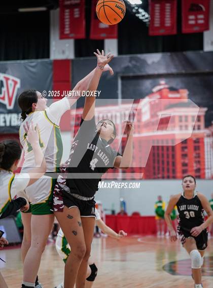 Thumbnail 1 in Pyramid Lake vs. Eureka (NIAA Class 1A State Championship) photogallery.