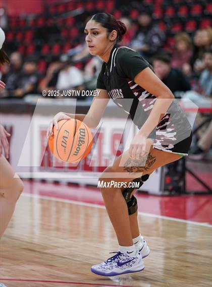 Thumbnail 2 in Pyramid Lake vs. Eureka (NIAA Class 1A State Championship) photogallery.