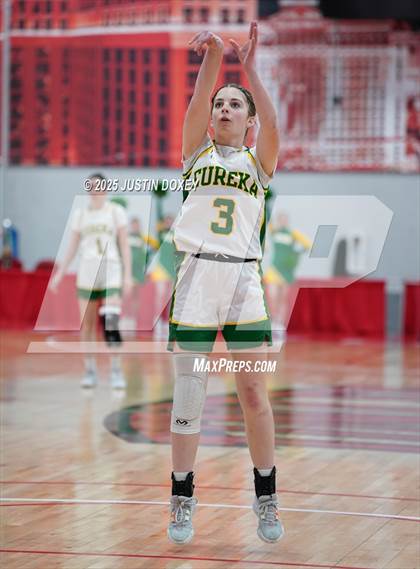 Thumbnail 3 in Pyramid Lake vs. Eureka (NIAA Class 1A State Championship) photogallery.