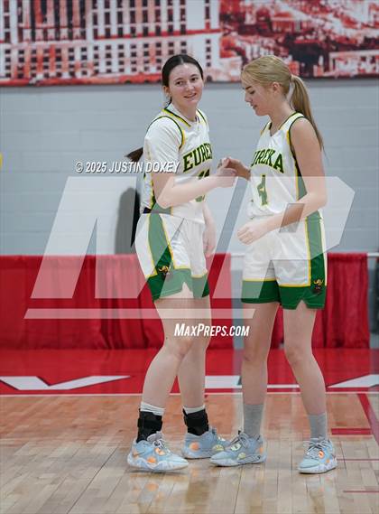 Thumbnail 3 in Pyramid Lake vs. Eureka (NIAA Class 1A State Championship) photogallery.