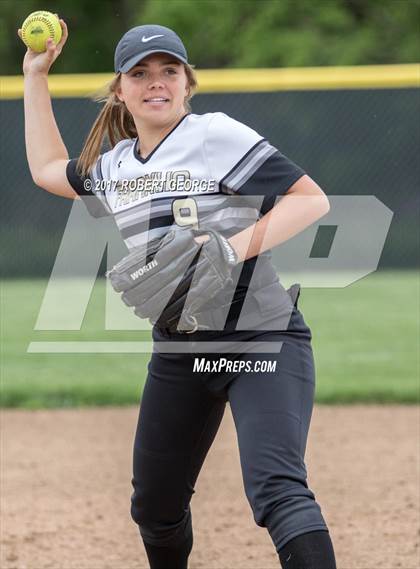 Thumbnail 3 in Muskego vs Franklin (WIAA Division 1 Regional) photogallery.